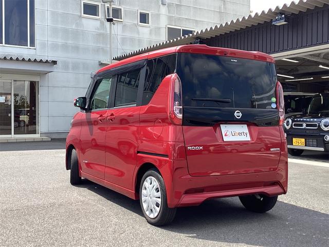 ルークス Ｘ　全周囲カメラ　両側スライド・片側電動　クリアランスソナー　スマートキー　アイドリングストップ　ベンチシート　ＣＶＴ　ＣＤ　エアコン　パワーウィンドウ（20枚目）