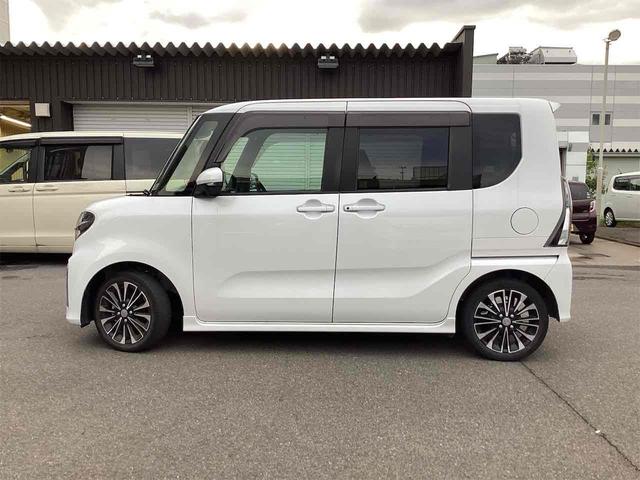 タント カスタムＲＳ　ＥＴＣ　全周囲カメラ　両側電動スライドドア　ナビ　クリアランスソナー　オートクルーズコントロール　レーンアシスト　衝突被害軽減システム　オートライト　スマートキー　アイドリングストップ　電動格納ミラー（21枚目）