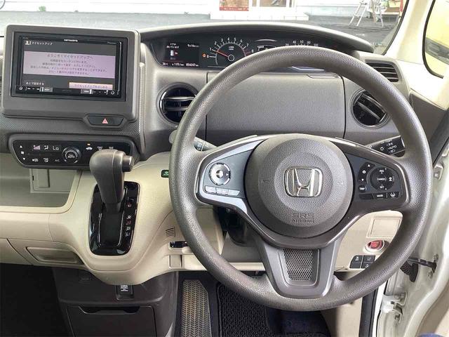 Ｎ－ＢＯＸ Ｇホンダセンシング　ＥＴＣ　バックカメラ　両側スライドドア　ナビ　ＴＶ　オートクルーズコントロール　レーンアシスト　衝突被害軽減システム　オートライト　スマートキー　アイドリングストップ　電動格納ミラー　ベンチシート（5枚目）