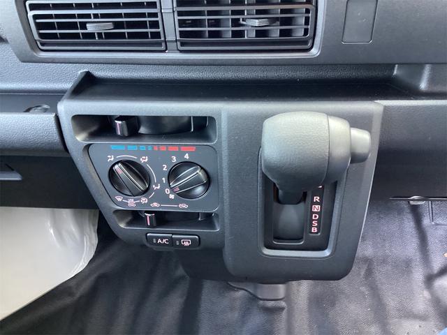 DAIHATSU HIJET CARGO DX