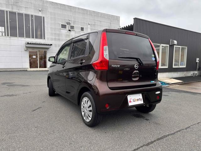 デイズ X 全周囲カメラ 衝突被害軽減システム スマートキー アイドリングストップ 電動格納ミラー ベンチシート CVT ESC ミュージックプレイヤー接続可 エアコン パワーウィンドウ(20枚目)