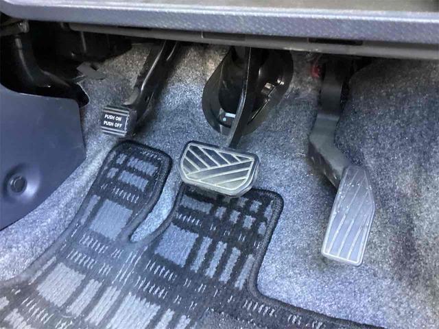 ハスラー Xターボ ETC バックカメラ TV 衝突被害軽減システム スマートキー アイドリングストップ シートヒーター ベンチシート CVT ESC Bluetooth アルミホイール エアコン HIDヘッドライト(28枚目)