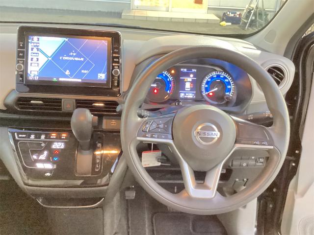 デイズ Ｘ　ＥＴＣ　全周囲カメラ　ナビ　ＴＶ　クリアランスソナー　オートライト　スマートキー　ベンチシート　ＣＶＴ　ＣＤ　ＤＶＤ再生　ＵＳＢ　ミュージックプレイヤー接続可　Ｂｌｕｅｔｏｏｔｈ　アルミホイール（5枚目）