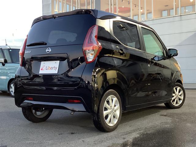 デイズ Ｘ　ＥＴＣ　全周囲カメラ　ナビ　ＴＶ　クリアランスソナー　オートライト　スマートキー　ベンチシート　ＣＶＴ　ＣＤ　ＤＶＤ再生　ＵＳＢ　ミュージックプレイヤー接続可　Ｂｌｕｅｔｏｏｔｈ　アルミホイール（18枚目）