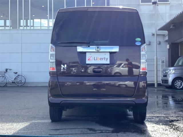 Ｎ－ＢＯＸ Ｇ・Ｌパッケージ　ＥＴＣ　両側スライド・片側電動　ナビ　ＴＶ　スマートキー　電動格納ミラー　ベンチシート　ＣＶＴ　ＣＤ　ＵＳＢ　チップアップシート　エアコン　パワーウィンドウ（19枚目）