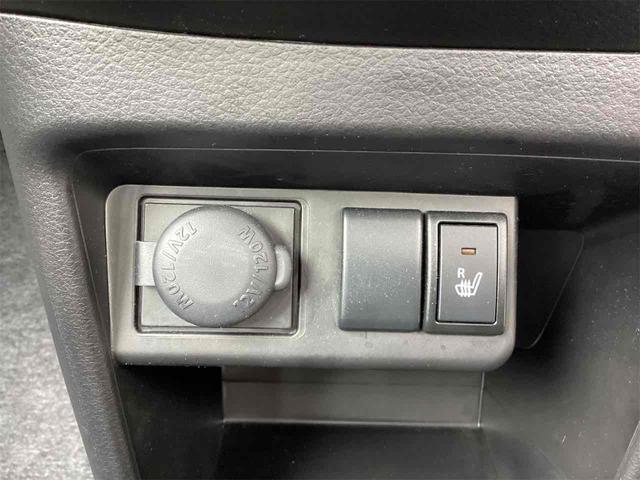 アルト Ｌ　バックカメラ　クリアランスソナー　レーンアシスト　衝突被害軽減システム　オートライト　キーレスエントリー　アイドリングストップ　電動格納ミラー　シートヒーター　ＣＶＴ　ＥＳＣ　ＵＳＢ（12枚目）