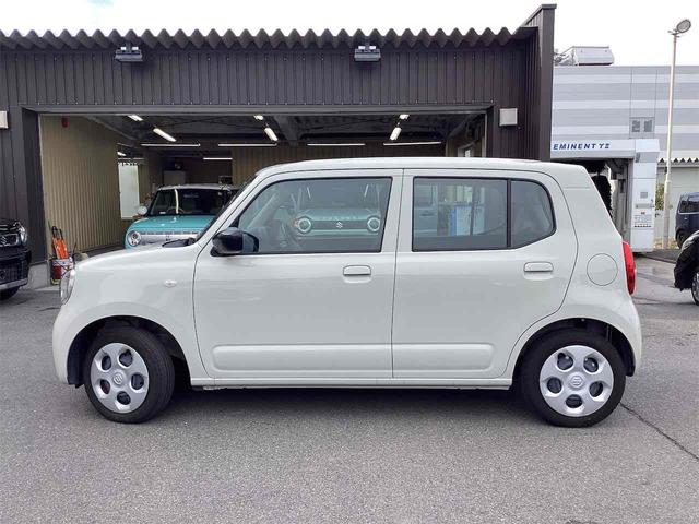 アルト Ｌ　バックカメラ　クリアランスソナー　レーンアシスト　衝突被害軽減システム　オートライト　キーレスエントリー　アイドリングストップ　電動格納ミラー　シートヒーター　ＣＶＴ　ＥＳＣ　ＵＳＢ（17枚目）