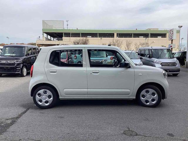 アルト Ｌ　バックカメラ　クリアランスソナー　レーンアシスト　衝突被害軽減システム　オートライト　キーレスエントリー　アイドリングストップ　電動格納ミラー　シートヒーター　ＣＶＴ　ＥＳＣ　ＵＳＢ（18枚目）