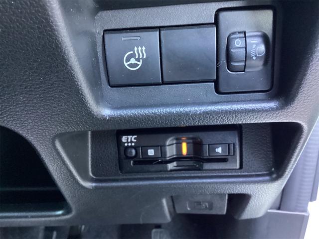 スペーシアカスタム ハイブリッドＸＳターボ　ＥＴＣ　全周囲カメラ　両側電動スライドドア　ナビ　ＴＶ　オートクルーズコントロール　レーンアシスト　オートライト　スマートキー　電動格納ミラー　シートヒーター　ベンチシート　ＣＶＴ　Ｂｌｕｅｔｏｏｔｈ（11枚目）