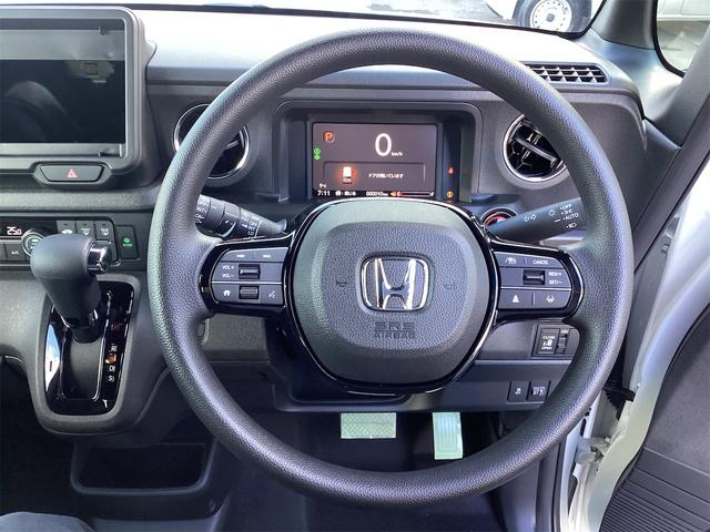 Ｎ－ＢＯＸカスタム ベースグレード　バックカメラ　両側スライド・片側電動　クリアランスソナー　オートクルーズコントロール　レーンアシスト　オートライト　スマートキー　アイドリングストップ　電動格納ミラー　ベンチシート　ＣＶＴ　ＥＳＣ（3枚目）