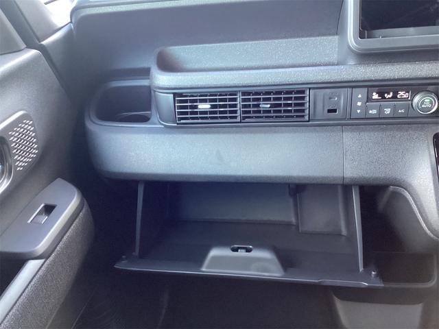 Ｎ－ＢＯＸカスタム ベースグレード　バックカメラ　両側スライド・片側電動　クリアランスソナー　オートクルーズコントロール　レーンアシスト　オートライト　スマートキー　アイドリングストップ　電動格納ミラー　ベンチシート　ＣＶＴ　ＥＳＣ（27枚目）