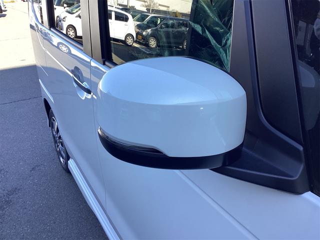 Ｎ－ＢＯＸカスタム ベースグレード　バックカメラ　両側スライド・片側電動　クリアランスソナー　オートクルーズコントロール　レーンアシスト　オートライト　スマートキー　アイドリングストップ　電動格納ミラー　シートヒーター　ベンチシート（21枚目）