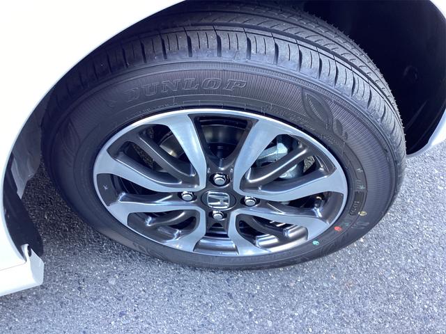 Ｎ－ＢＯＸカスタム ベースグレード　バックカメラ　両側スライド・片側電動　クリアランスソナー　オートクルーズコントロール　レーンアシスト　オートライト　スマートキー　アイドリングストップ　電動格納ミラー　シートヒーター　ベンチシート（23枚目）