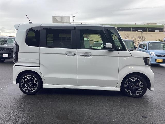 Ｎ－ＢＯＸカスタム Ｇ・Ｌターボホンダセンシング　ＥＴＣ　バックカメラ　両側電動スライドドア　ＴＶ　クリアランスソナー　オートクルーズコントロール　レーンアシスト　衝突被害軽減システム　オートライト　スマートキー　アイドリングストップ　電動格納ミラー（17枚目）
