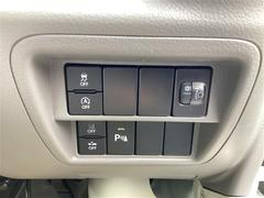【コーナーセンサー】駐車時など障害物をセンサーが察知しアラームで教えてくれます！あると便利な装備です☆ 3