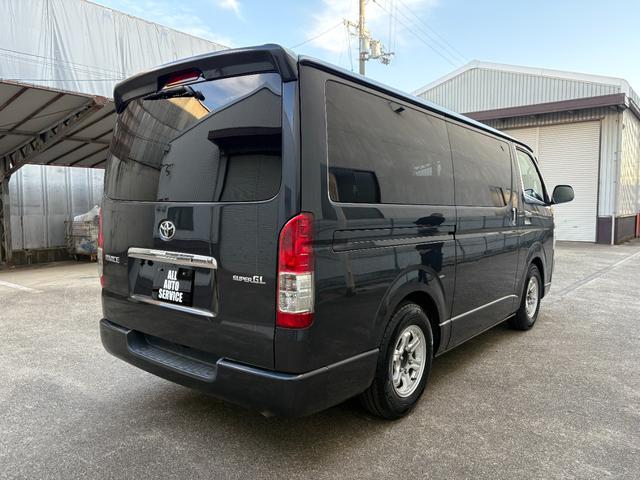 ハイエースバン ロングスーパーＧＬ　ディーゼルターボ★ＤＰＦ無★ＡＴ★純正新品ヘッドライト装着★新品タイヤ★ベッドキット★キーレス★カロッツェリア製新品ディスプレイオーディオ装着★アップルカープレイ★Ｂｌｕｅｔｏｏｔｈ★Ｗエアコン★（3枚目）