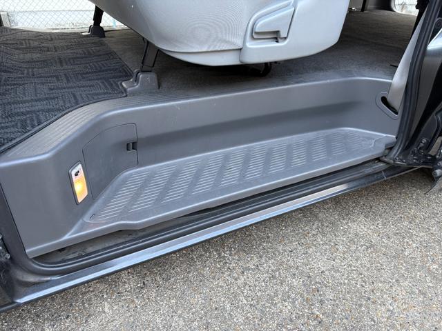 ハイエースバン ロングスーパーＧＬ　ディーゼルターボ★ＤＰＦ無★ＡＴ★純正新品ヘッドライト装着★新品タイヤ★ベッドキット★キーレス★カロッツェリア製新品ディスプレイオーディオ装着★アップルカープレイ★Ｂｌｕｅｔｏｏｔｈ★Ｗエアコン★（41枚目）