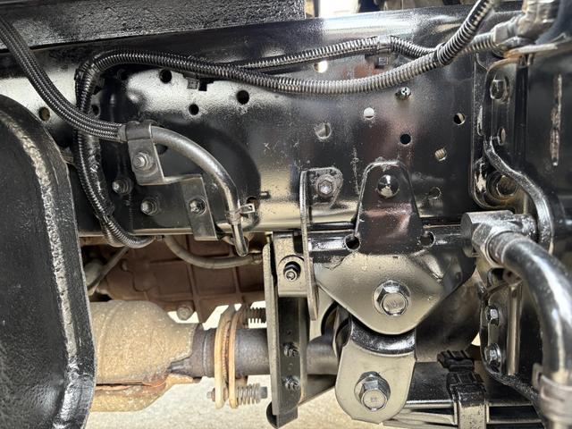 トヨエース 　２トンアルミバン★実走行４．５万ｋｍ★修復歴無★最大積載量２０００ｋｇ★５速ＭＴ★２７００ｃｃガソリンエンジン★荷箱内側替え施工仕上げ★車両総重量４５３５ｋｇ★５トン未満免許★ＥＴＣ★３人乗★（21枚目）