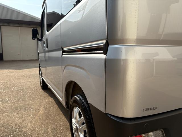 ハイゼットカーゴ DX 修復歴無★スマートアシスト★走行0.6万km台★ハイルーフ★ナビ★Bluetooth対応★前後2カメラドライブレコーダー★12インチアルミホイール★LEDヘッドライトバルブ★衝突軽減ブレーキ★キーレス(13枚目)