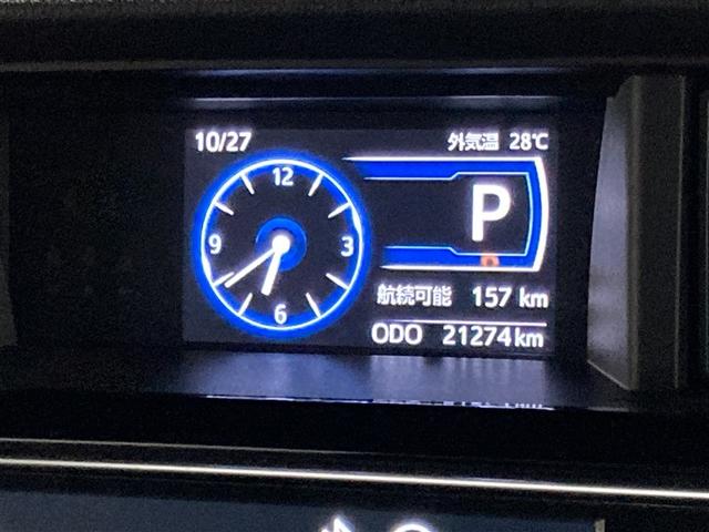 ルーミー カスタムＧ　フルセグ　ミュージックプレイヤー接続可　バックカメラ　衝突被害軽減システム　ＥＴＣ　両側電動スライド　ＬＥＤヘッドランプ　ウオークスルー　アイドリングストップ（13枚目）