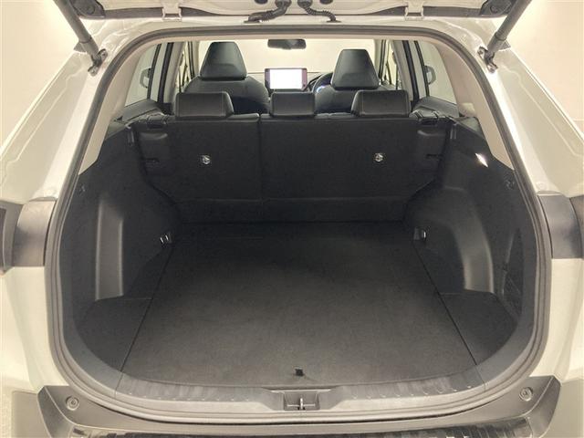 RAV4 G サンルーフ 4WD ミュージックプレイヤー接続可 バックカメラ 衝突被害軽減システム ETC LEDヘッドランプ(9枚目)