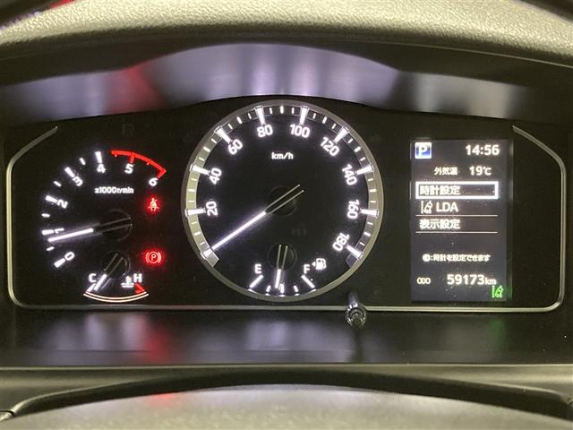 ハイエースバン スーパーＧＬ　ダークプライムＩＩ　４ＷＤ　フルセグ　メモリーナビ　ＤＶＤ再生　ミュージックプレイヤー接続可　バックカメラ　衝突被害軽減システム　ＥＴＣ　両側電動スライド　ＬＥＤヘッドランプ　ワンオーナー　ディーゼル（12枚目）