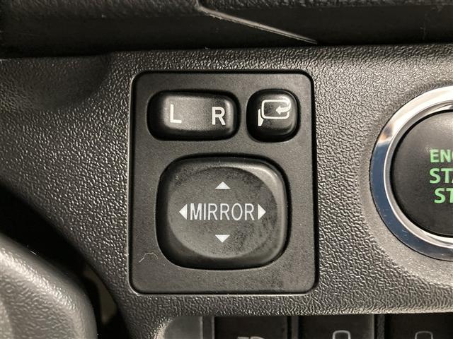 ハイエースバン スーパーＧＬ　ダークプライムＩＩ　４ＷＤ　フルセグ　メモリーナビ　ＤＶＤ再生　ミュージックプレイヤー接続可　バックカメラ　衝突被害軽減システム　ＥＴＣ　両側電動スライド　ＬＥＤヘッドランプ　ワンオーナー　ディーゼル（17枚目）