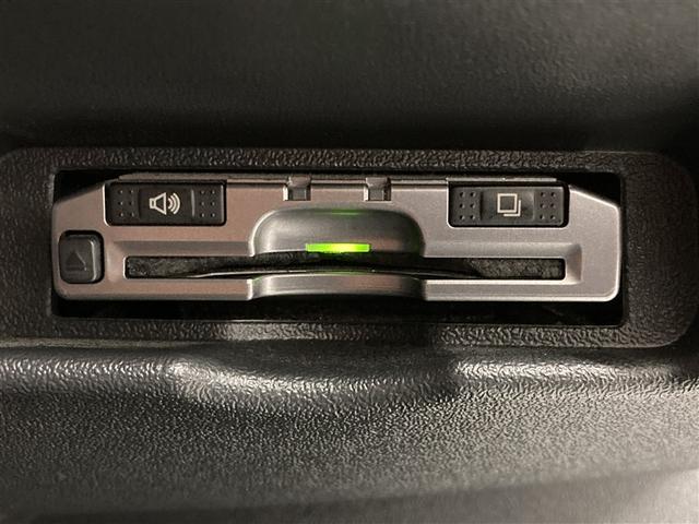 ハイエースバン スーパーＧＬ　ダークプライムＩＩ　４ＷＤ　フルセグ　メモリーナビ　ＤＶＤ再生　ミュージックプレイヤー接続可　バックカメラ　衝突被害軽減システム　ＥＴＣ　両側電動スライド　ＬＥＤヘッドランプ　ワンオーナー　ディーゼル（19枚目）