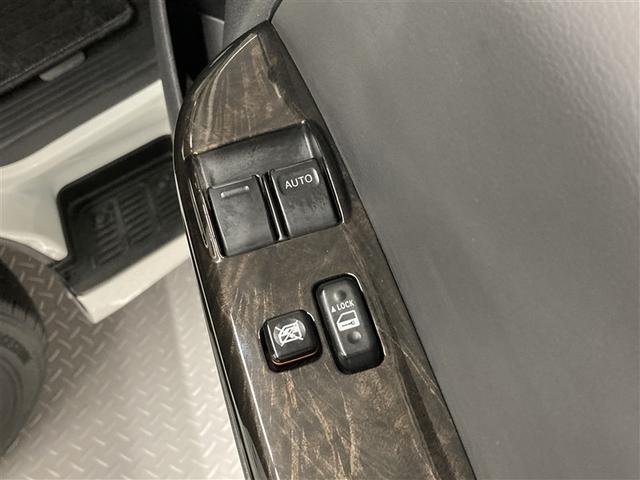 ハイエースバン スーパーＧＬ　ダークプライムＩＩ　４ＷＤ　フルセグ　メモリーナビ　ＤＶＤ再生　ミュージックプレイヤー接続可　バックカメラ　衝突被害軽減システム　ＥＴＣ　両側電動スライド　ＬＥＤヘッドランプ　ワンオーナー　ディーゼル（20枚目）