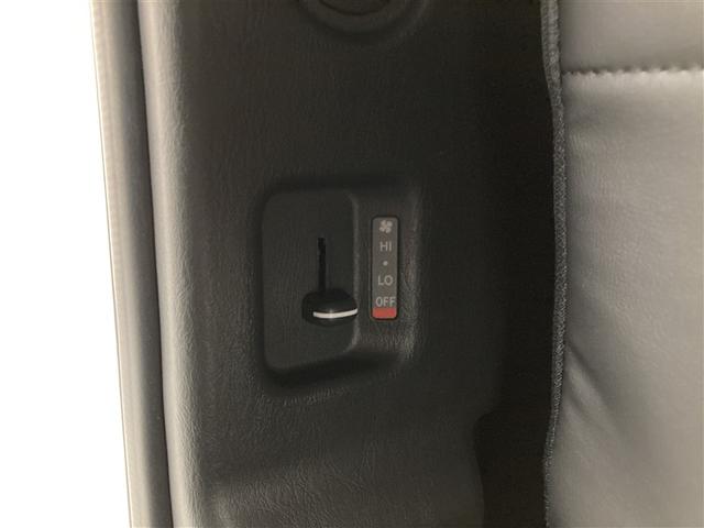 ハイエースバン スーパーＧＬ　ダークプライムＩＩ　４ＷＤ　フルセグ　メモリーナビ　ＤＶＤ再生　ミュージックプレイヤー接続可　バックカメラ　衝突被害軽減システム　ＥＴＣ　両側電動スライド　ＬＥＤヘッドランプ　ワンオーナー　ディーゼル（24枚目）