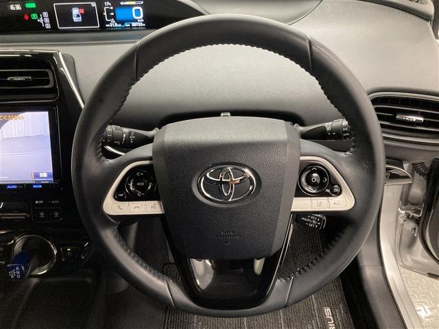 プリウス Ｓセーフティプラス　フルセグ　メモリーナビ　ＤＶＤ再生　ミュージックプレイヤー接続可　バックカメラ　衝突被害軽減システム　ＥＴＣ　ドラレコ　ＬＥＤヘッドランプ　ワンオーナー（11枚目）