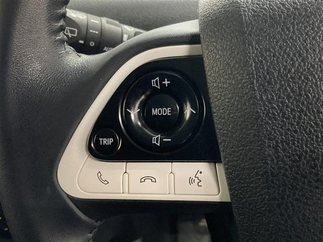 プリウス Ｓセーフティプラス　フルセグ　メモリーナビ　ＤＶＤ再生　ミュージックプレイヤー接続可　バックカメラ　衝突被害軽減システム　ＥＴＣ　ドラレコ　ＬＥＤヘッドランプ　ワンオーナー（14枚目）