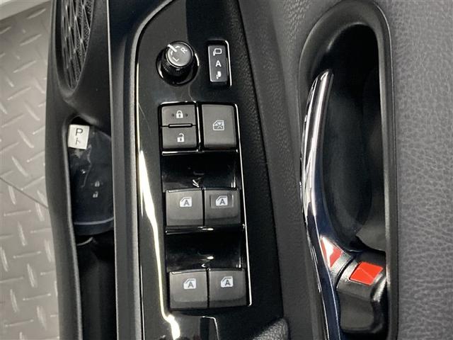 プリウス Ｓセーフティプラス　フルセグ　メモリーナビ　ＤＶＤ再生　ミュージックプレイヤー接続可　バックカメラ　衝突被害軽減システム　ＥＴＣ　ドラレコ　ＬＥＤヘッドランプ　ワンオーナー（19枚目）