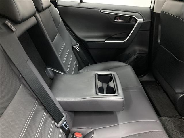 RAV4 G Zパッケージ サンルーフ 4WD ミュージックプレイヤー接続可 バックカメラ 衝突被害軽減システム ETC ドラレコ LEDヘッドランプ(17枚目)