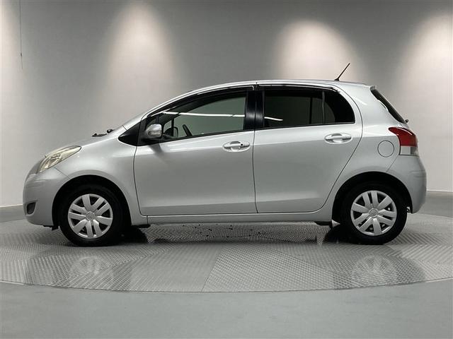 ヴィッツ Fリミテッド ワンセグ メモリーナビ ミュージックプレイヤー接続可 ETC HIDヘッドライト ワンオーナー(5枚目)