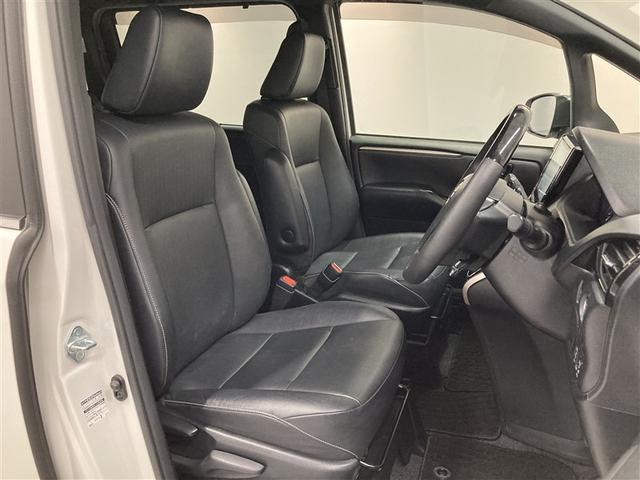 エスクァイア Ｇｉ　ブラックテーラード　フルセグ　メモリーナビ　ＤＶＤ再生　ミュージックプレイヤー接続可　バックカメラ　衝突被害軽減システム　ＥＴＣ　両側電動スライド　ＬＥＤヘッドランプ　ウオークスルー　乗車定員７人　３列シート（11枚目）