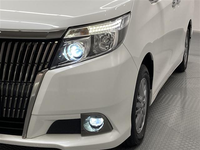 エスクァイア Ｇｉ　ブラックテーラード　フルセグ　メモリーナビ　ＤＶＤ再生　ミュージックプレイヤー接続可　バックカメラ　衝突被害軽減システム　ＥＴＣ　両側電動スライド　ＬＥＤヘッドランプ　ウオークスルー　乗車定員７人　３列シート（31枚目）