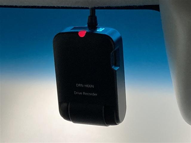 タント カスタムＲＳ　トップエディションＳＡＩＩ　４ＷＤ　フルセグ　メモリーナビ　ＤＶＤ再生　ミュージックプレイヤー接続可　バックカメラ　衝突被害軽減システム　ＥＴＣ　ドラレコ　両側電動スライド　ＬＥＤヘッドランプ　アイドリングストップ（26枚目）