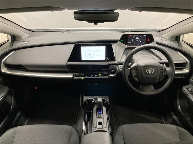 プリウス Ｕ　フルセグ　ミュージックプレイヤー接続可　バックカメラ　衝突被害軽減システム　ＥＴＣ　ＬＥＤヘッドランプ（4枚目）