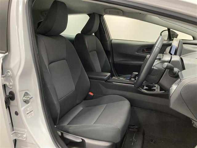 プリウス Ｕ　フルセグ　ミュージックプレイヤー接続可　バックカメラ　衝突被害軽減システム　ＥＴＣ　ＬＥＤヘッドランプ（10枚目）