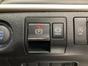 プレミアム　フルセグ　メモリーナビ　ＤＶＤ再生　ミュージックプレイヤー接続可　衝突被害軽減システム　ＥＴＣ　ＬＥＤヘッドランプ　ワンオーナー　アイドリングストップ（20枚目）