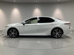 「中古車ハイブリッド保証」付き。ハイブリッド機構を無償で保証します。保証期間は、初度登録年月から１０年目まで、またはロングラン保証が終わってから３年間。ただし累計走行距離が２０万ｋｍ以内です。 5