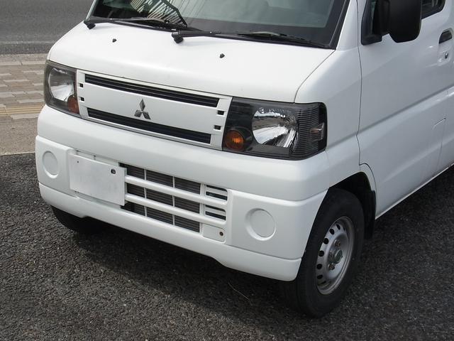 ミニキャブバン ハーティーラン　４ＷＤ　車いす仕様車　テールゲート電動リフト式　福祉車両　前席パワーウィンドウ　キーレス（3枚目）
