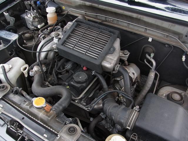 キックス ＲＸ　ターボ　４ＷＤ　５ＭＴ　ＥＴＣ　シートヒーター（13枚目）
