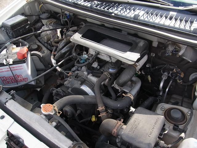 テリオスキッド カスタムL ターボ 4WD 5MT ETC(12枚目)