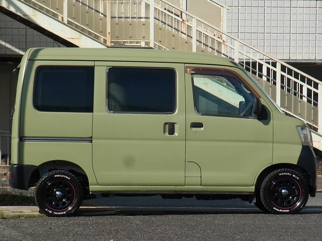 ハイゼットカーゴ スペシャルクリーン　デイトナホイール　１３インチマッドタイヤ　前席パワーウィンドウ　タイミングチェーン（11枚目）