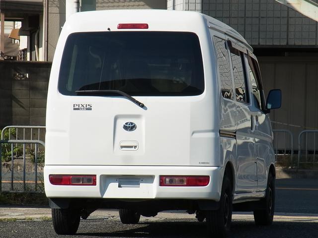 ピクシスバン デラックス　４ＷＤ　前席パワーウィンドウ　ルーフコンソール　タイミングチェーン（7枚目）