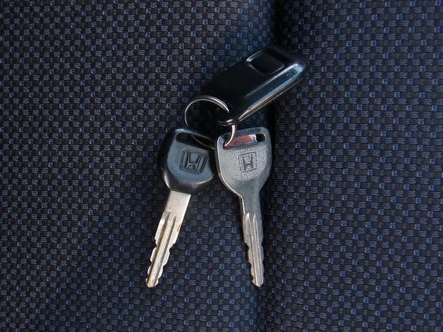 バモスホビオ G 4WD ナビ ETC 外品アルミ キーレス(25枚目)