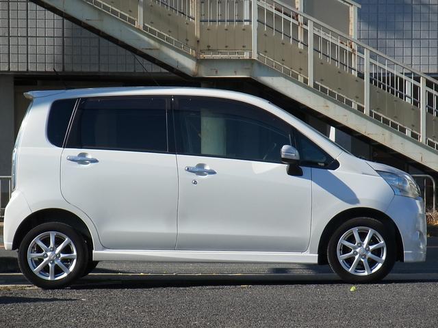 ムーヴ カスタム　Ｘリミテッド　バックモニター付ナビＴＶ　ＥＴＣ　キセノン　スマートキー　タイミングチェーン（10枚目）