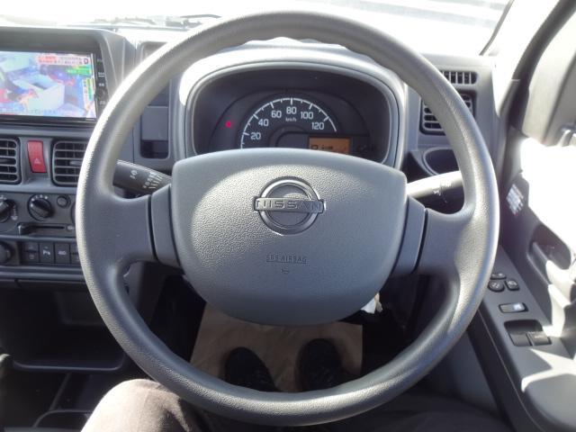 NT100クリッパートラック GX ワンオーナー 4WD 純正SDナビ フルセグ キーレス ETC バックカメラ 緊急ブレーキ FRドラレコ LEDヘッドライト レーンアシスト フォグランプ(4枚目)